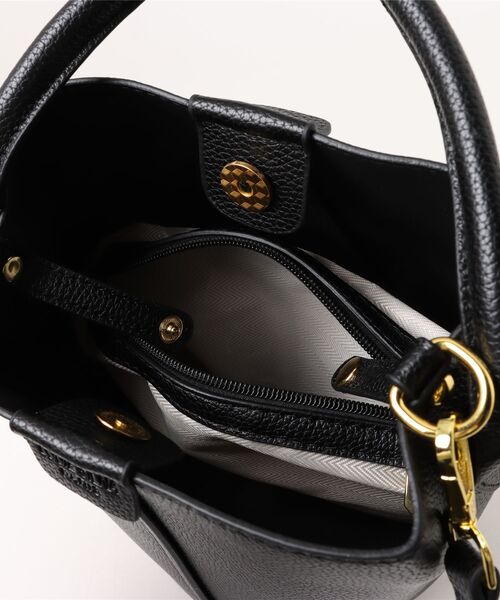 Ritzy（リッツィー）の「2way バイカラー バケットショルダーバック ハンドバッグ（ショルダーバッグ・レディース・ブラック/グリーン/モカ/ベージュ・FREE）」の11枚目の写真