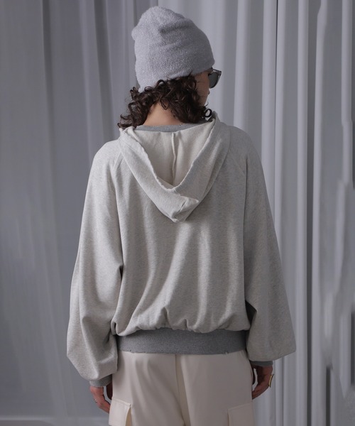 ROSE BUD（ローズバッド）の「(CREOLME)フーデッドダメージスウェット（パーカー・レディース・ブラック/グレー・ONE SIZE）」の16枚目の写真