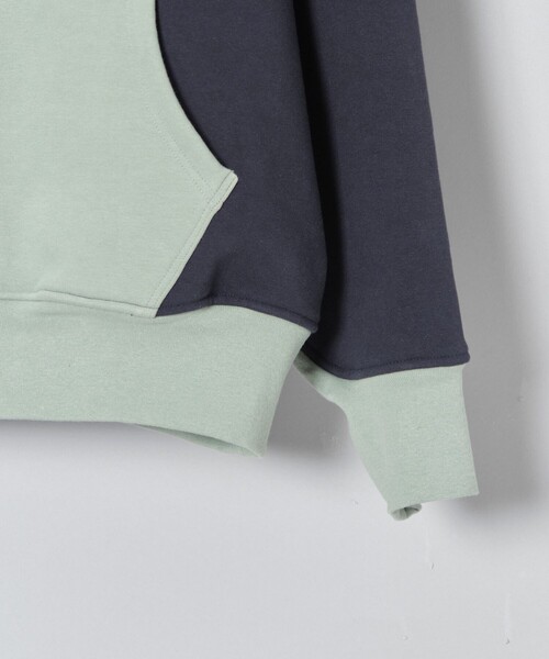 OUAT（オーユーエーティー）の「【OUAT/オーユーエーティー】AFTER HOODIE（パーカー・メンズ・ネイビー/カーキ・2/3）」の4枚目の写真