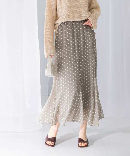 URBAN RESEARCH ROSSO WOMEN（アーバンリサーチ　ロッソ）の「フラワー刺繍スカート（スカート・レディース・モカ/ブラック・FREE）」の3枚目の写真