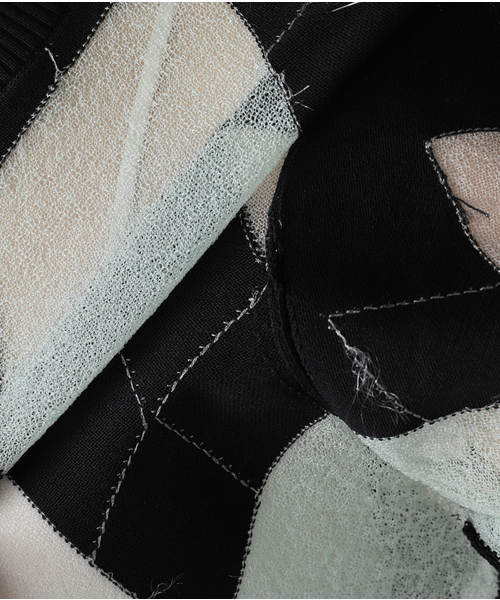 MASU(エムエーエスユー)の「MASU REVERSED ARGYLE SWEATER M25K6KN003:ニット(ニット/セーター・レディース・ブラック・48)」の13枚目の写真