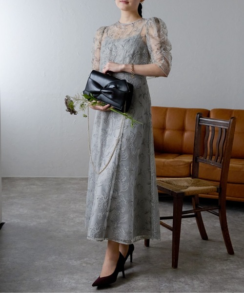 &Robu.（アンドロブ）の「フロントリボンバッグ オケージョン 結婚式 お呼ばれ パーティ（ショルダーバッグ・レディース・ブラック/アイボリー・FREE）」の7枚目の写真