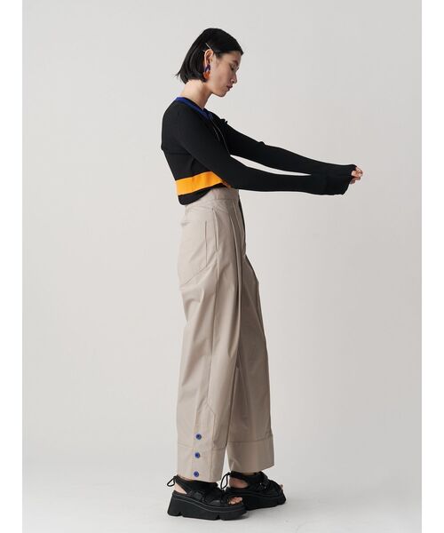 UN3D.（アンスリード）の「SHORT KT ZIP CD / ショートニットジップカーディガン（カーディガン/ボレロ・レディース・ブラック/カーキ・38/36）」の13枚目の写真