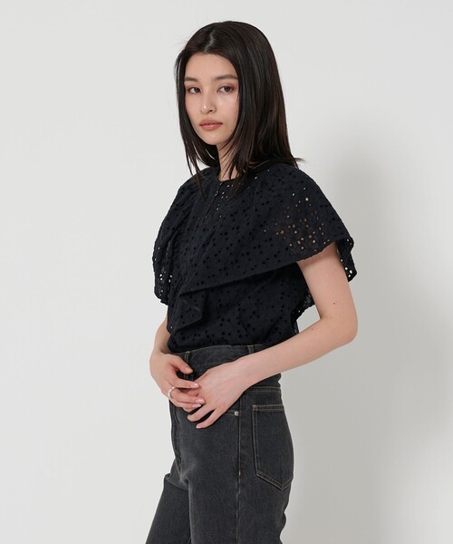 EMMEL REFINES(エメルリファインズ)の「<EMMEL REFINES>EM フリル レース ブラウス(シャツ/ブラウス・レディース・ブラック/ホワイト/ケリーグリーン・FREE)」の6枚目の写真