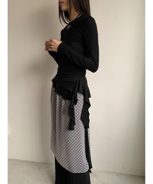 Didot.showroom(ディドット ショールーム)の「ウェーブフレアアンバランスT(Tシャツ/カットソー・レディース・ベージュ/ブラック/アイボリー・FREE)」の21枚目の写真