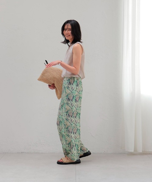 Jines（ジネス）の「ペーパークロスツイストノースリブラウス【セットアップ可】（シャツ/ブラウス・レディース・キャメル/グレー・38）」の11枚目の写真