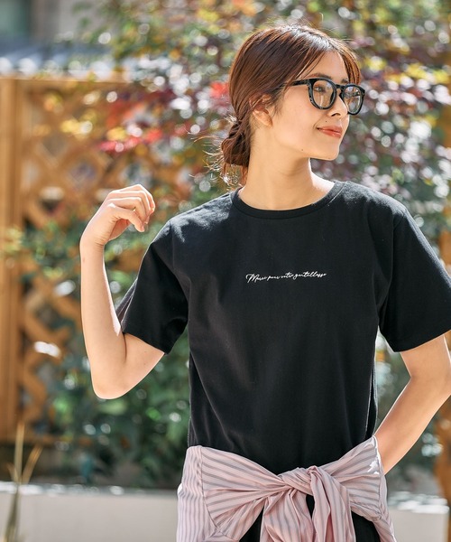 ブラウンCOFFEEプリント VネックTシャツ ブラウンCOFFEEプリント VネックTシャツ