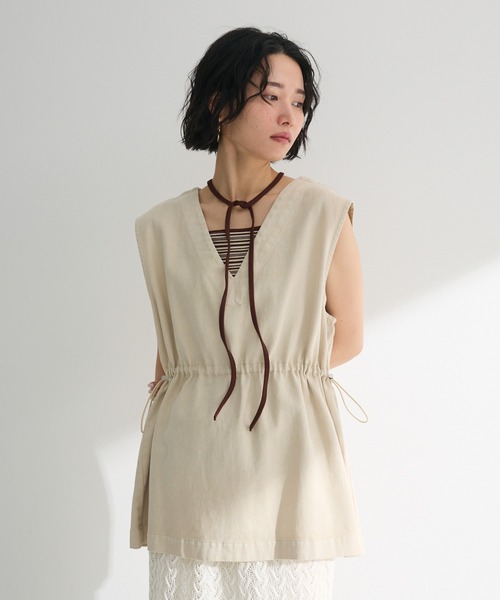 Green Parks(グリーンパークス)の「ピグメントドロストベスト(ベスト・レディース・チャコールグレー/ライトベージュ・FREE)」の1枚目の写真