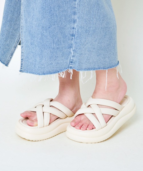 【夏コーデは厚底で美脚効果♪】CHANEL★サンダル この夏はピンクコーデを楽しむ】CHANEL☆サンダル☆厚底 (CHANEL