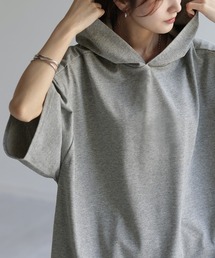 フード付きTシャツ
