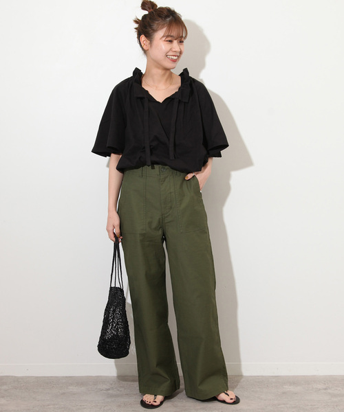 JOURNAL STANDARD relume(ジャーナルスタンダード レリューム)の「《WEB限定追加》フリルリボンTシャツ(Tシャツ/カットソー・レディース・ブラック/ホワイト・FREE)」の4枚目の写真