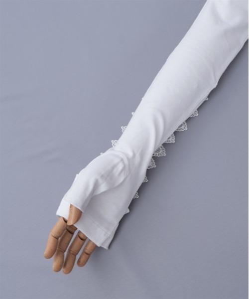 axes femme POETIQUE（アクシーズファムポエティック）の「レースアップＵＶグローブ（手袋・レディース・ホワイト/ブラック/ピンク・FREE）」の21枚目の写真