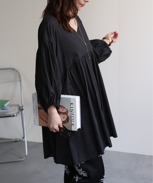 ap retro(アプレトロ)の「【India Fabric】ギャザーフレアブラウス / コットン100%(シャツ/ブラウス・レディース・オフホワイト/ブラウン/ブラック・FREE)」の9枚目の写真