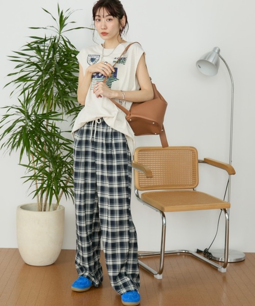 Auntie Rosa Holiday(アンティローザホリデー)の「チェックワイドイージーパンツ / サイズ展開あり(その他パンツ・レディース・ブラック/ネイビー・SMALL/MEDIUM)」の8枚目の写真