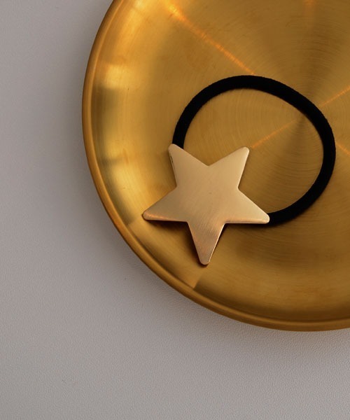 TONE SELECT GOODS（トーンセレクトグッズ）の「【resonance】メタルスター/星 シンプル ヘアゴム（ヘアゴム・レディース・ゴールド/シルバー・FREE）」の2枚目の写真