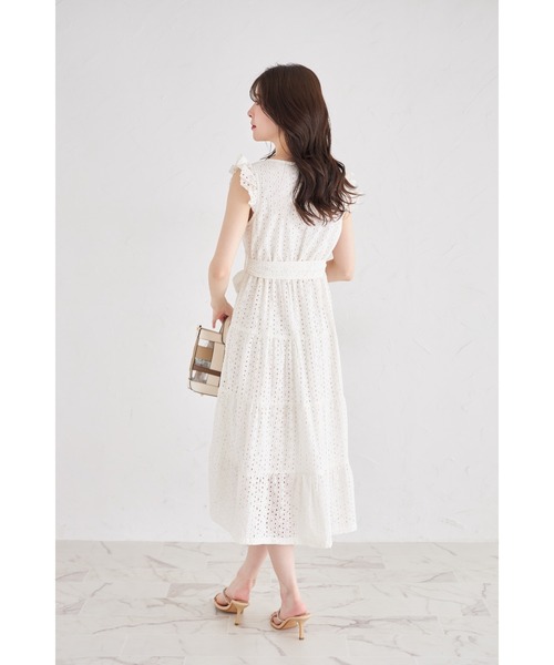 tocco closet(トッコ クローゼット)の「ウエストりぼん付き肩フリルハートネックコットンレースティアードワンピース(ワンピース・レディース・アイボリー/ブルー/ピンク/ブラック・M)」の9枚目の写真