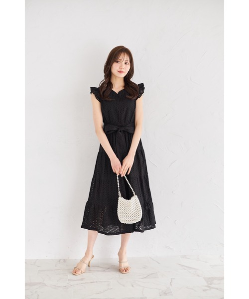 tocco closet(トッコ クローゼット)の「ウエストりぼん付き肩フリルハートネックコットンレースティアードワンピース(ワンピース・レディース・アイボリー/ブルー/ピンク/ブラック・M)」の17枚目の写真