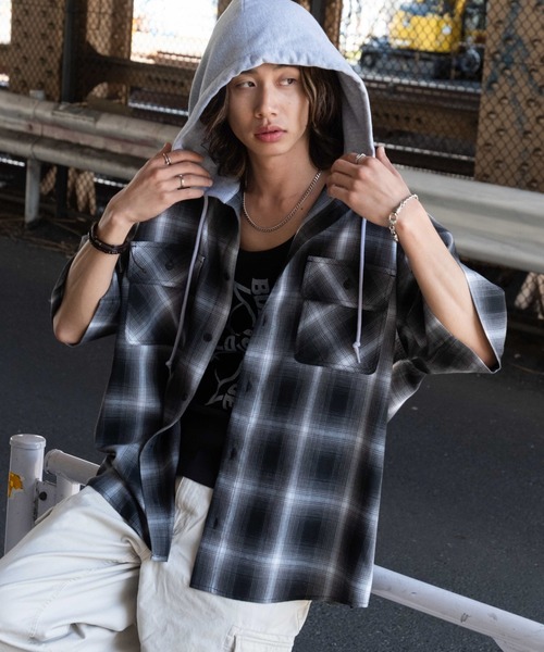 WEGO（ウィゴー）の「WEGO/オンブレチェックフードシャツ（シャツ/ブラウス・メンズ・ブラック系その他2/レッド系その他2・MEDIUM/LARGE）」の18枚目の写真