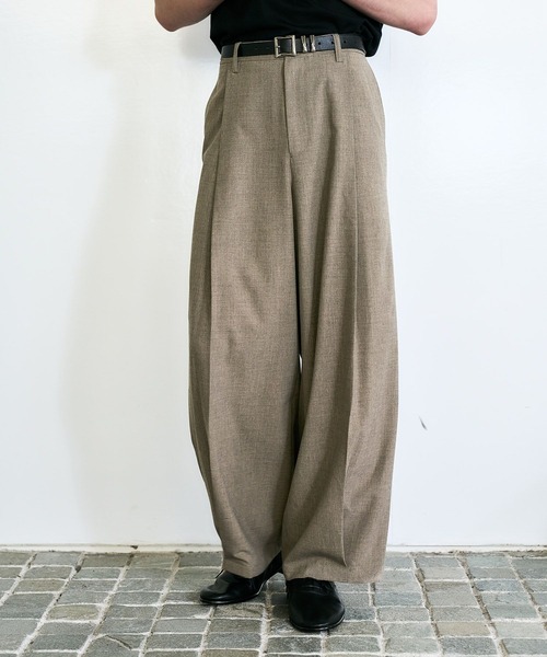 HARE（ハレ）の「【SET UP対応】メランジワイドテーパードパンツ(HARE)（スラックス・メンズ・ブルー/ブラウン/ブラック/ブルー系その他/ブラック系その他/ブラウン系その他/ブルー系その他2/ブラウン系その他2/グレー系その他/ブラウン系その他3/ブルー系その他3・FREE/SMALL/MEDIUM）」の6枚目の写真