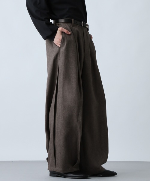 HARE（ハレ）の「【SET UP対応】メランジワイドテーパードパンツ(HARE)（スラックス・メンズ・ブルー/ブラウン/ブラック/ブルー系その他/ブラック系その他/ブラウン系その他/ブルー系その他2/ブラウン系その他2/グレー系その他/ブラウン系その他3/ブルー系その他3・FREE/SMALL/MEDIUM）」の7枚目の写真