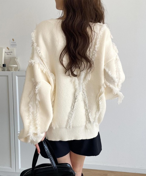 classicalelf（クラシカルエルフ）の「ゆるっとこなれ感◎男女兼用可♪フリンジ配色オーバーニット（長袖）（ニット/セーター・レディース・ベージュ/ネイビー/ブラウン/ブラック/アイボリー/グレー・LARGE/MEDIUM/SMALL/X-LARGE）」の18枚目の写真