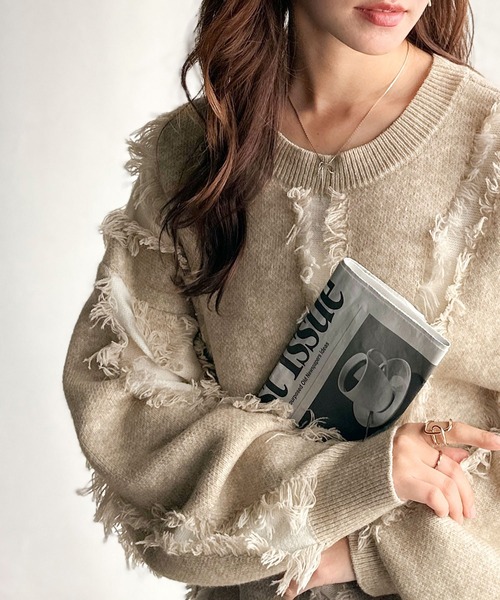 classicalelf（クラシカルエルフ）の「ゆるっとこなれ感◎男女兼用可♪フリンジ配色オーバーニット（長袖）（ニット/セーター・レディース・ベージュ/ネイビー/ブラウン/ブラック/アイボリー/グレー・LARGE/MEDIUM/SMALL/X-LARGE）」の7枚目の写真