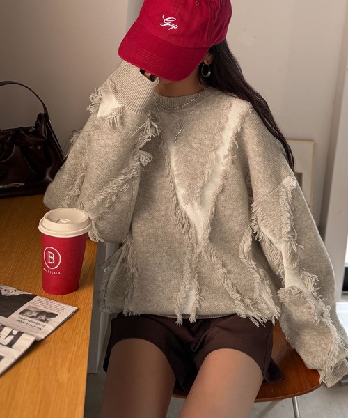 classicalelf（クラシカルエルフ）の「ゆるっとこなれ感◎男女兼用可♪フリンジ配色オーバーニット（長袖）（ニット/セーター・レディース・ベージュ/ネイビー/ブラウン/ブラック/アイボリー/グレー・LARGE/MEDIUM/SMALL/X-LARGE）」の8枚目の写真