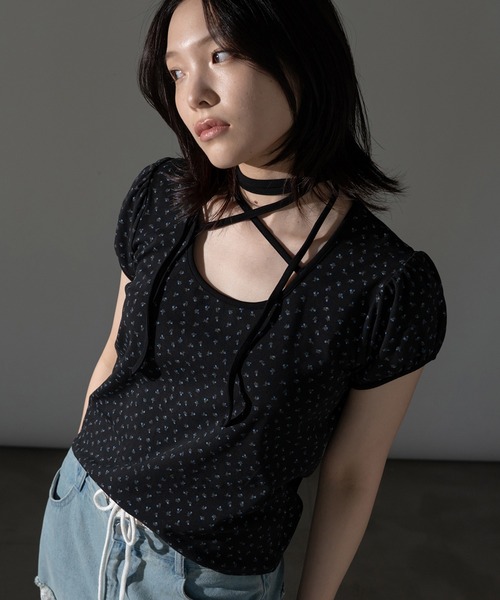 apres jour mignon(アプレジュールミニョン)の「チョーカートップス【ZOZOTOWN限定アイテム】(Tシャツ/カットソー・レディース・ブラック/ブラック系その他/オフホワイト/グレー/レッド/ネイビー/杢グレー・フリー/X-LARGE)」の3枚目の写真