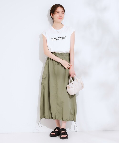 Cutie Blonde（キューティーブロンド）の「【ひんやり/汗ジミ軽減/UVカット】 ロゴプリントノースリーブTシャツ（Tシャツ/カットソー・レディース・ホワイト/ピンク系/チャコールグレー・01/02/03/04）」の6枚目の写真