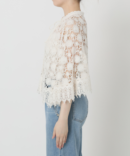 IENA LA BOUCLE(イエナラブークル)の「IENA LA BOUCLE レースポンチョ(シャツ/ブラウス・レディース・ホワイト・FREE)」の2枚目の写真