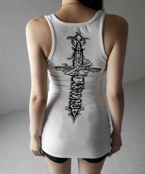 me+em select（ミームセレクト）の「【 新色ピンク追加！３color 】グランジロゴバッククロスタンクトップミニワンピ ／ grunge logo back cross tanktop mini onepiece（ワンピース・レディース・ホワイト/ブラック・FREE）」の11枚目の写真