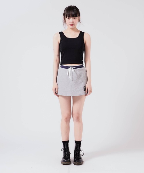 セール】Cross Back Tank Top with Cups / カップ付き クロス
