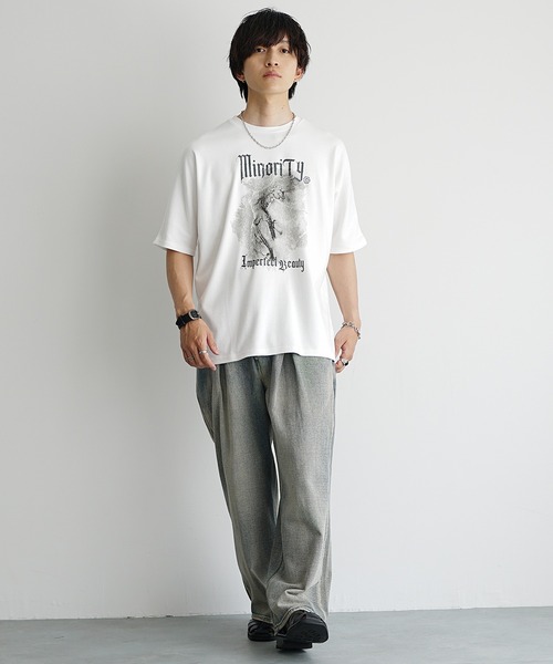MinoriTY(マイノリティ)の「【MinoriTY】ソフトタッチ×厚手仕立て ドルマンシルエットヴィンテージロックプリントTシャツ メンズ 夏服(Tシャツ/カットソー・メンズ・スミクロ/オフホワイト・M/S/L)」の6枚目の写真