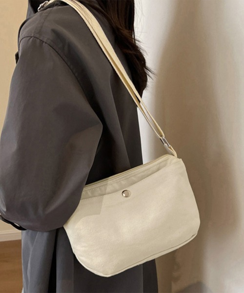 Miniministore(ミニミニストア)の「ショルダーバッグ キャンバス レディース(ショルダーバッグ・レディース・ダークベージュ/アイボリー/ブラック・FREE)」の2枚目の写真