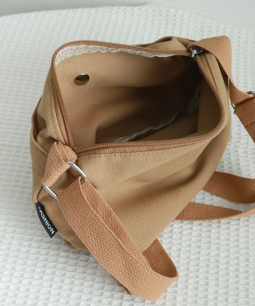 Miniministore(ミニミニストア)の「ショルダーバッグ キャンバス レディース(ショルダーバッグ・レディース・ダークベージュ/アイボリー/ブラック・FREE)」の19枚目の写真