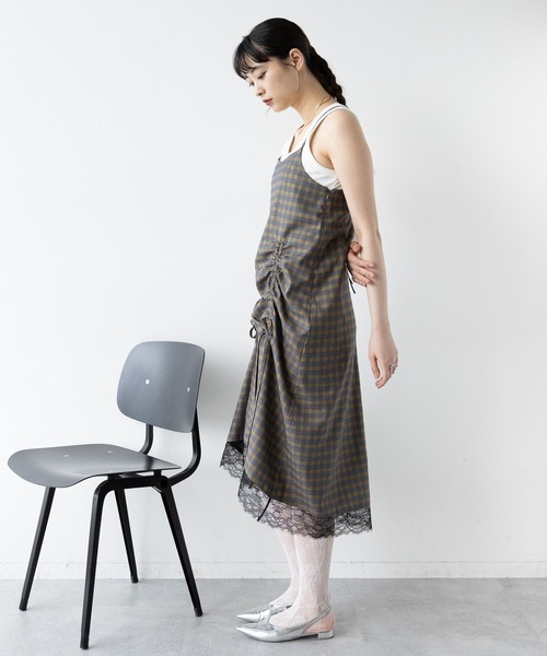 RAGEBLUE(レイジブルー)の「2WAYギャザーチェックキャミワンピース/セットアップ対応(ワンピース・レディース・グレー系/イエロー系・FREE)」の9枚目の写真