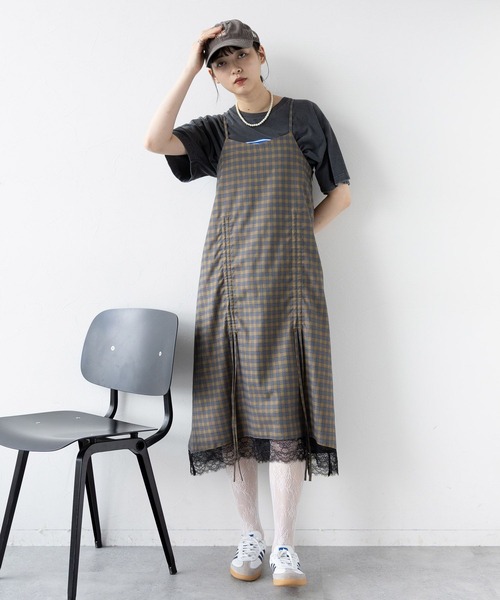 RAGEBLUE(レイジブルー)の「2WAYギャザーチェックキャミワンピース/セットアップ対応(ワンピース・レディース・グレー系/イエロー系・FREE)」の3枚目の写真