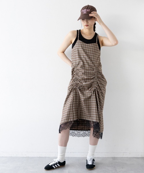 RAGEBLUE(レイジブルー)の「2WAYギャザーチェックキャミワンピース/セットアップ対応(ワンピース・レディース・グレー系/イエロー系・FREE)」の14枚目の写真