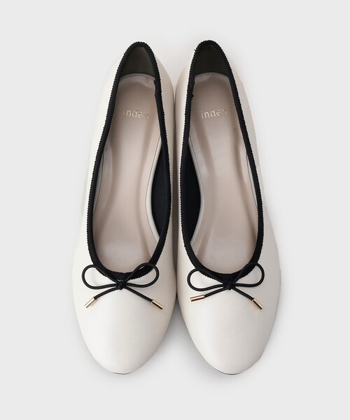 index（インデックス）の「ラウンドトゥヒールバレエシューズ（パンプス・レディース・ブラック系/ブラック/アイボリー系4・02/03/01）」の8枚目の写真