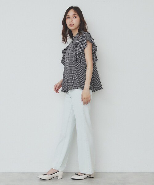 index（インデックス）の「ラウンドトゥヒールバレエシューズ（パンプス・レディース・ブラック系/ブラック/アイボリー系4・02/03/01）」の10枚目の写真