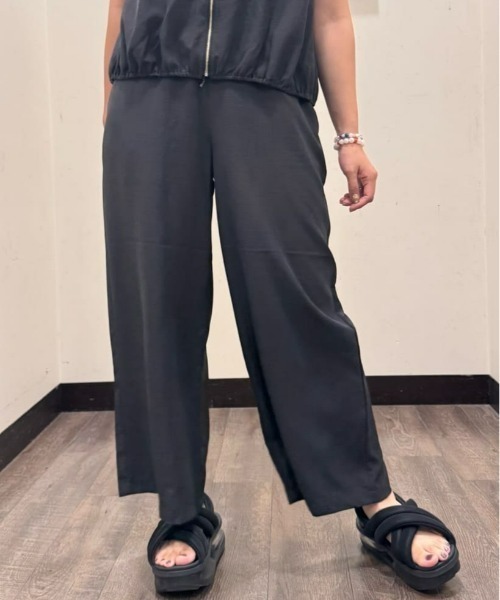 Right-on（ライトオン）の「【HONEYSUCKLE ROSE】ＺＩＰバルーンベスト（セットアップ対応）（その他トップス・レディース・ブルー/ブラウン/ダークグレー・L/M）」の14枚目の写真