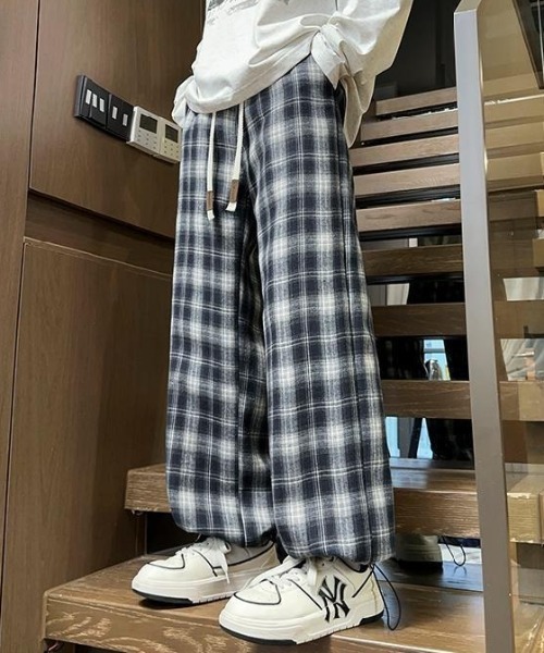 link lot(リンクロット)の「ドローコード付きチェックイージーネルパンツ(その他パンツ・メンズ・ブラック/ブルー/ブラウン・M/L)」の5枚目の写真