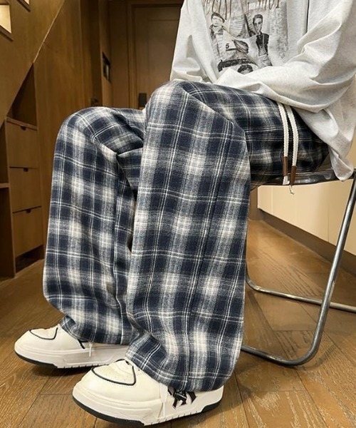 link lot(リンクロット)の「ドローコード付きチェックイージーネルパンツ(その他パンツ・メンズ・ブラック/ブルー/ブラウン・M/L)」の7枚目の写真