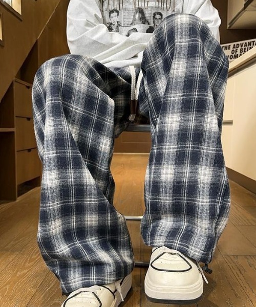 link lot(リンクロット)の「ドローコード付きチェックイージーネルパンツ(その他パンツ・メンズ・ブラック/ブルー/ブラウン・M/L)」の6枚目の写真