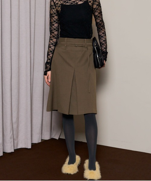 MAISON SPECIAL（メゾンスペシャル）の「Box Pleats Mid-length Skirt/ボックスプリーツミモレスカート（スカート・レディース・グレー/カーキ/ブラック・36/38）」の18枚目の写真