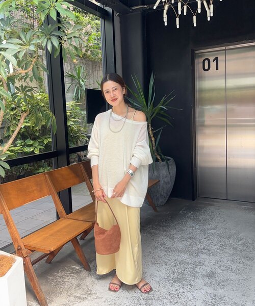 SHENERY（シーナリー）の「《インフルエンサー@kanako_ikiコラボ》シアーウールプルオーバー（ニット/セーター・レディース・オフホワイト/グレー/イエロー・FREE）」の6枚目の写真