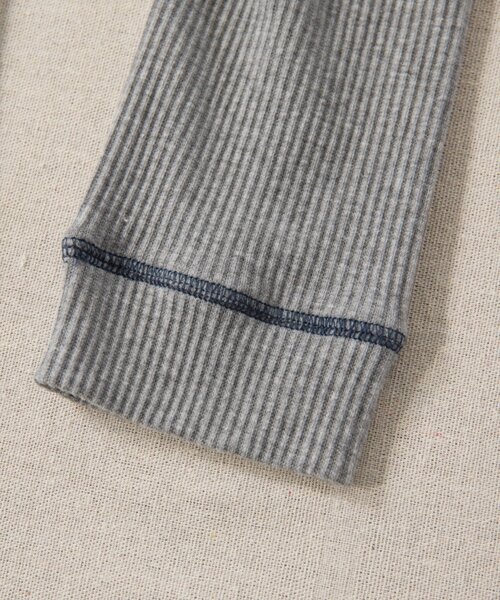 CIAOPANIC TYPY（チャオパニックティピー）の「【BABY】【Qinn】サス付き配色ステッチリブパンツ（その他パンツ・キッズ・グレー/ブラウン・80）」の3枚目の写真