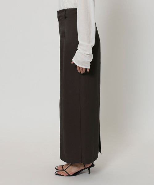 BABYLONE（バビロン）の「アセテートメローIラインスカート（スカート・レディース・アイボリー/チャコール・36inch/38inch）」の19枚目の写真