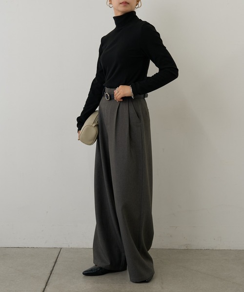 COLONY 2139（コロニートゥーワンスリーナイン）の「CICA起毛テレコハイネックプルオーバー（Tシャツ/カットソー・レディース・ホワイト/ブラック・FREE）」の3枚目の写真