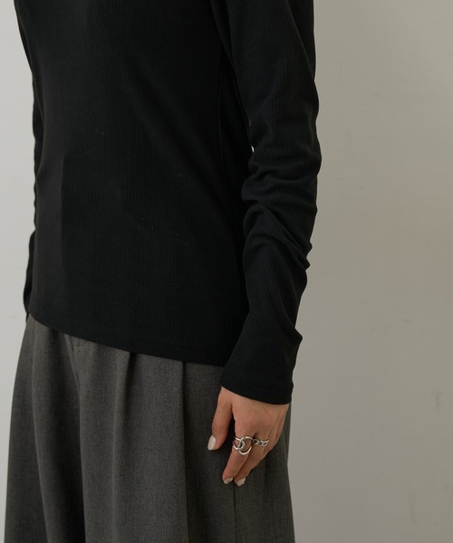 COLONY 2139（コロニートゥーワンスリーナイン）の「CICA起毛テレコハイネックプルオーバー（Tシャツ/カットソー・レディース・ホワイト/ブラック・FREE）」の11枚目の写真